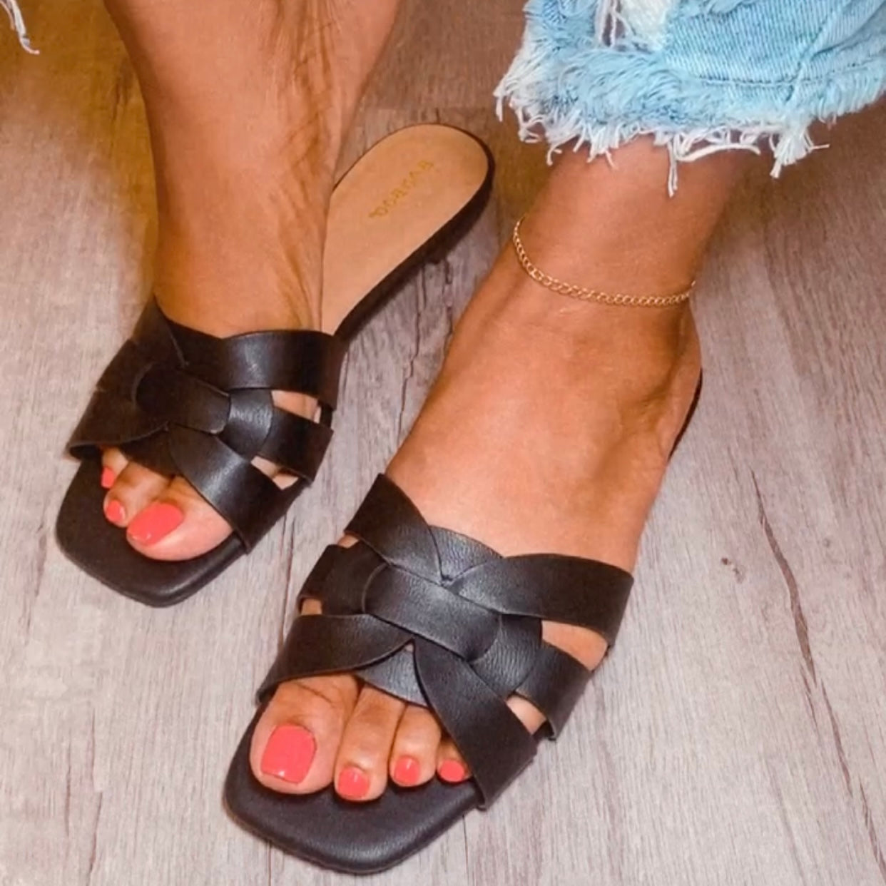 "Lauren" Slide Sandals- Black